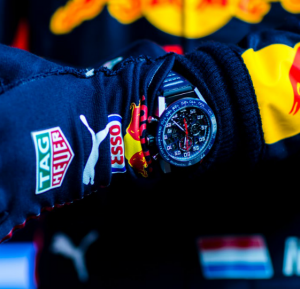 TAG Heuer Carrera Calibre Heuer-01 45 mm Red Bull Special Edition TAG Heuer Red Bull