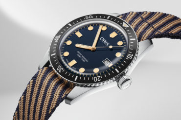 Oris Divers Sixty Five con cinturino in plastica riciclata