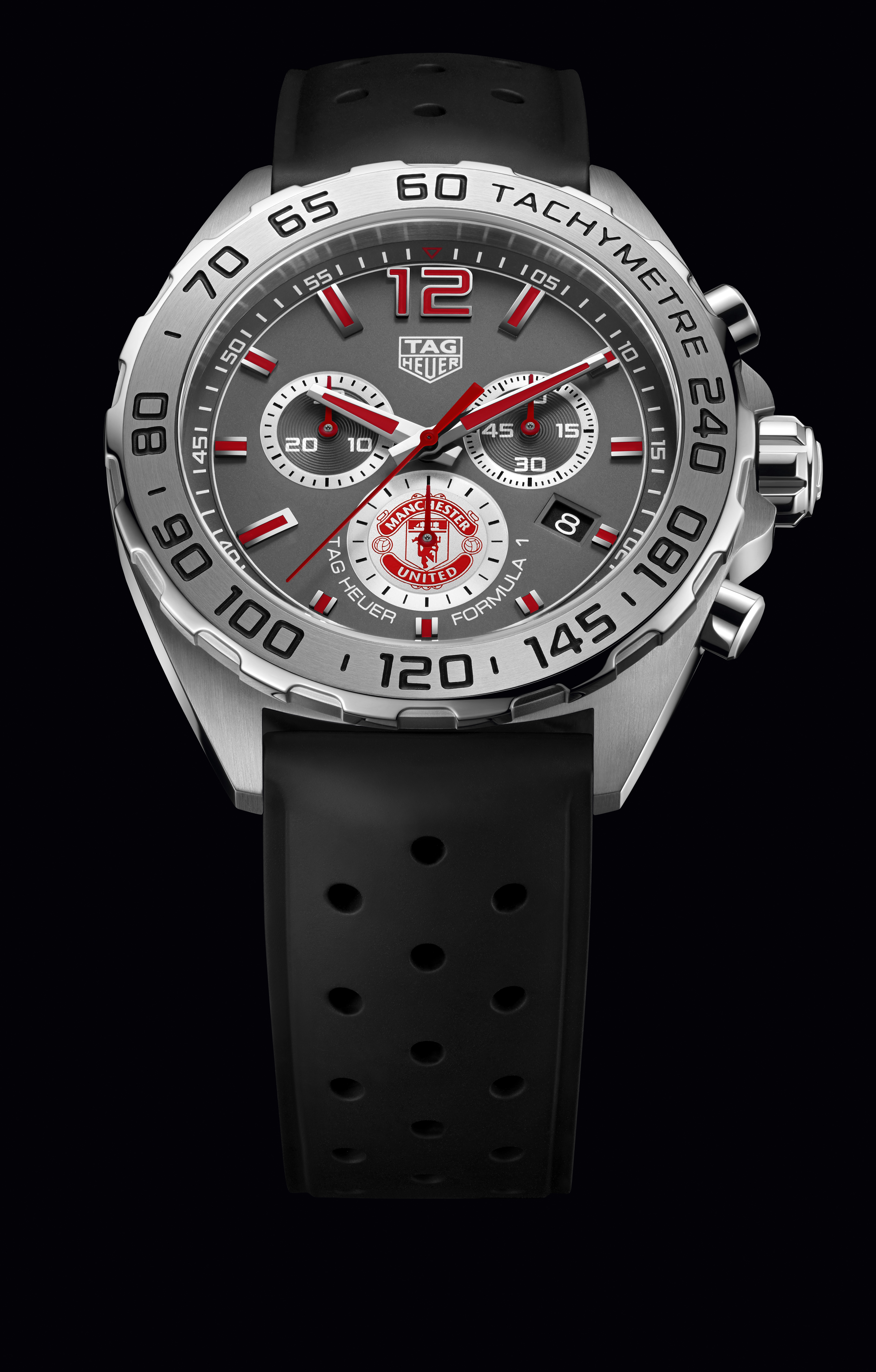 TAG Heuer presenta le nuove edizioni speciali Manchester United